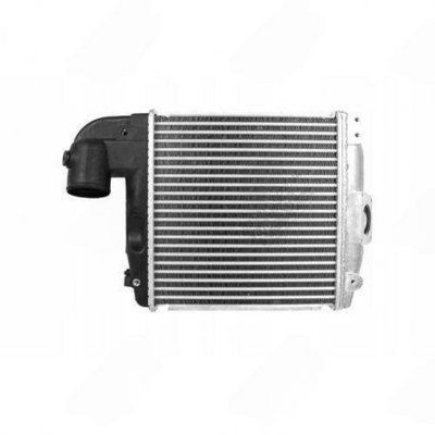 радиатор интеркулера Toyota hilux kun25/kun26/kun35 2011- Q172-0042 Q172-0042 фото