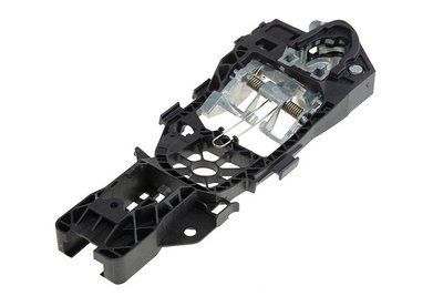 кронштейн ручки дверей vw passat b6 2005- passat b7 2010- 3C0837885H EZC-VW-117 фото
