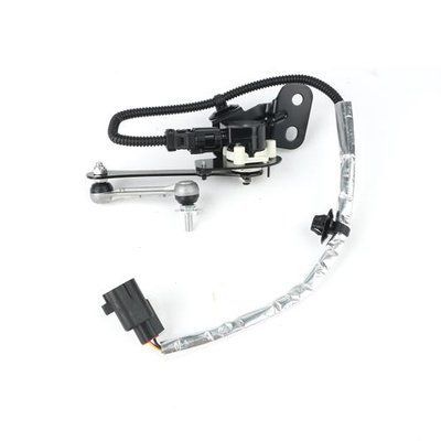 датчик положения кузова задний левый toyota land cruiser 200 uzj200/vdj200 2007- Q376-0806 Q376-0806 фото